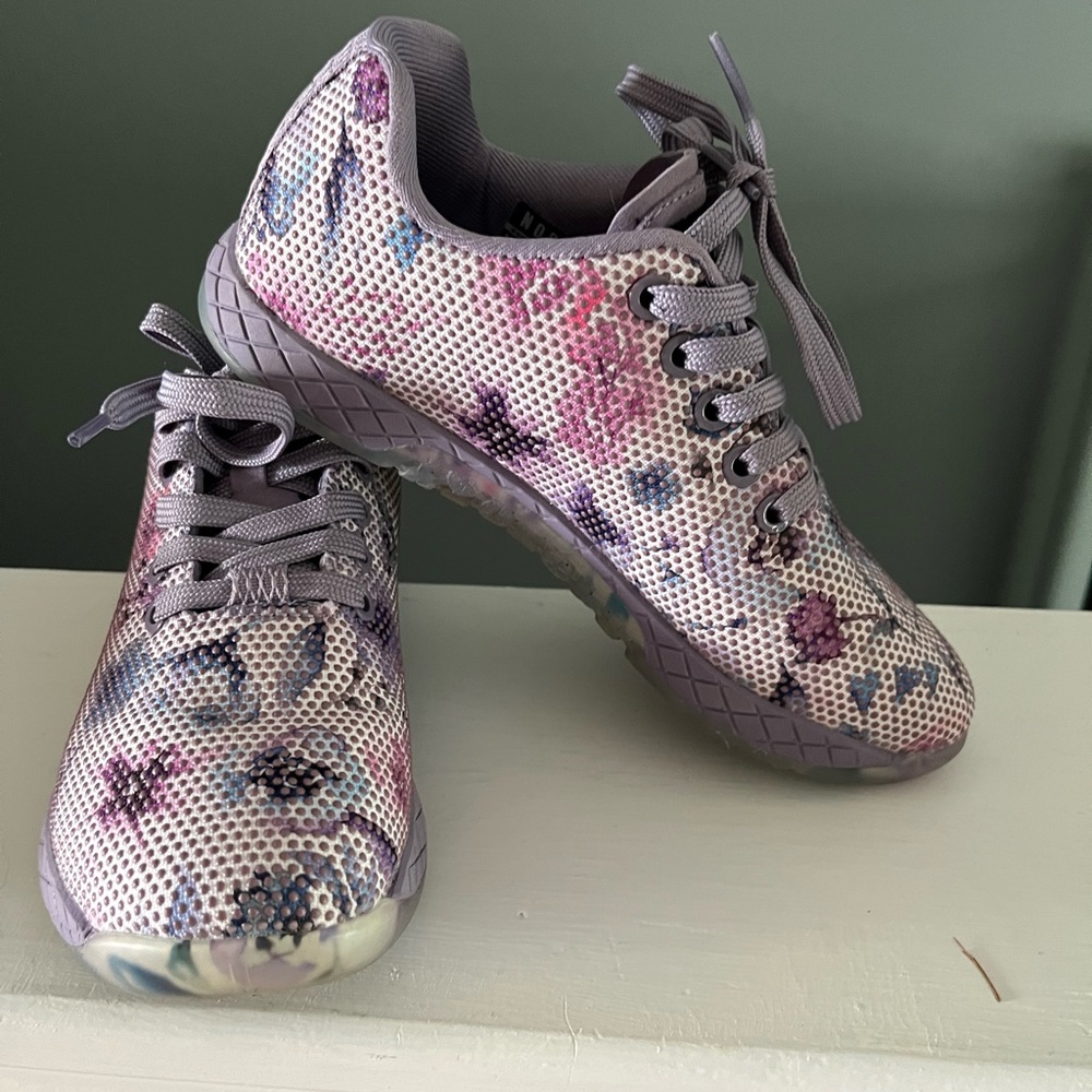 Size 5.5 NoBull trainers.